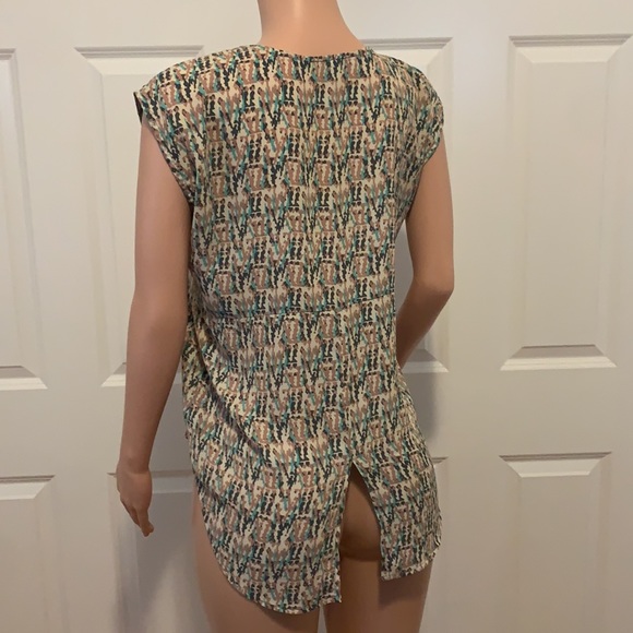 Multi colored top - Picture 2 of 2